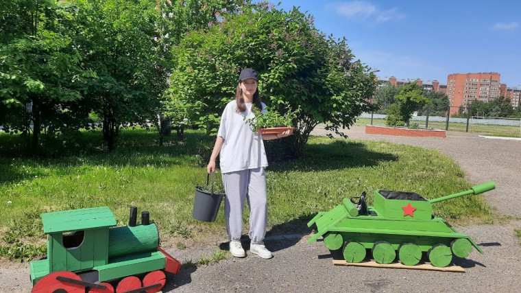 "Связь времён и поколений".